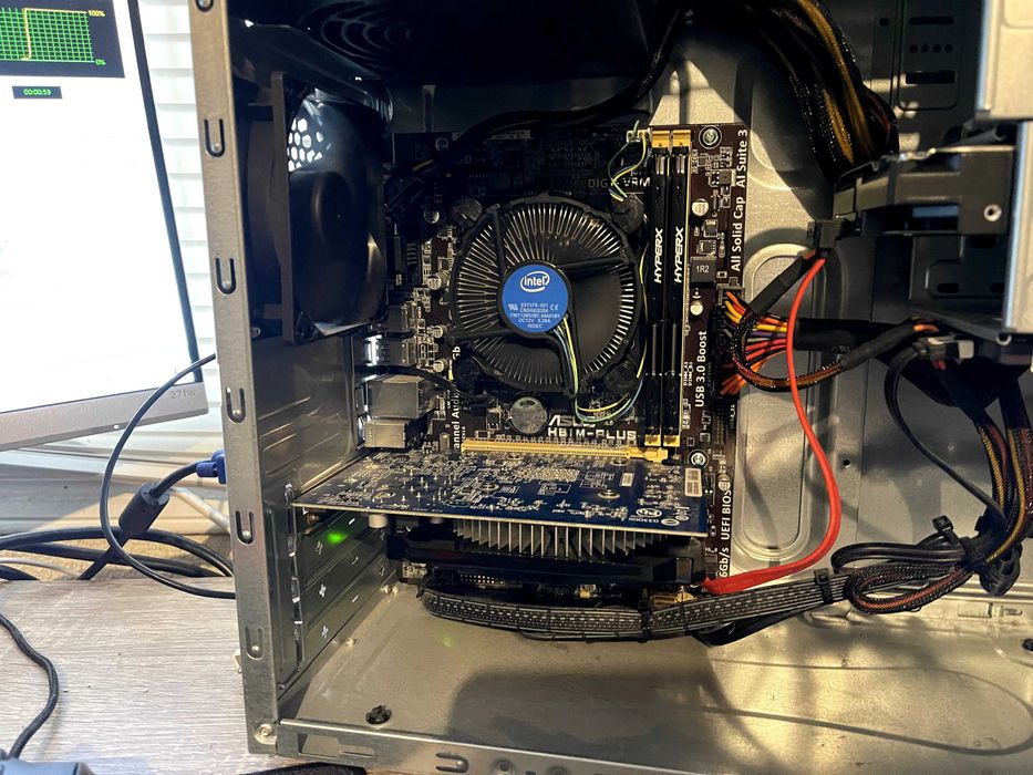 Unitate PC Light Gaming i5-4690 8GB RAM GT 730 2GB SSD 128GB HDD 2TB