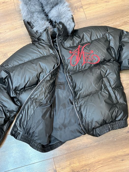 Зимняя куртка размер:L