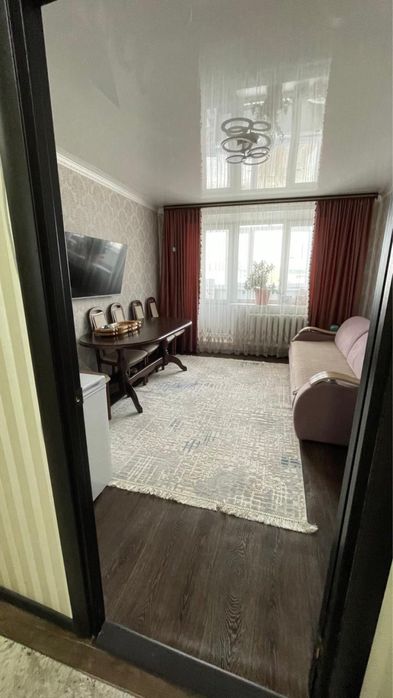 Продам двушку на 20 мкр