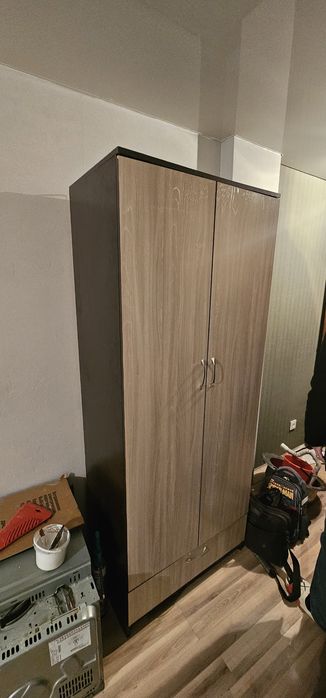 Продам шкаф недорого