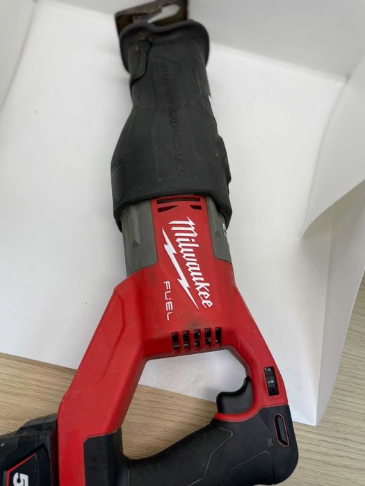 Fierastrau alternativ Milwaukee M18 FSX -P-