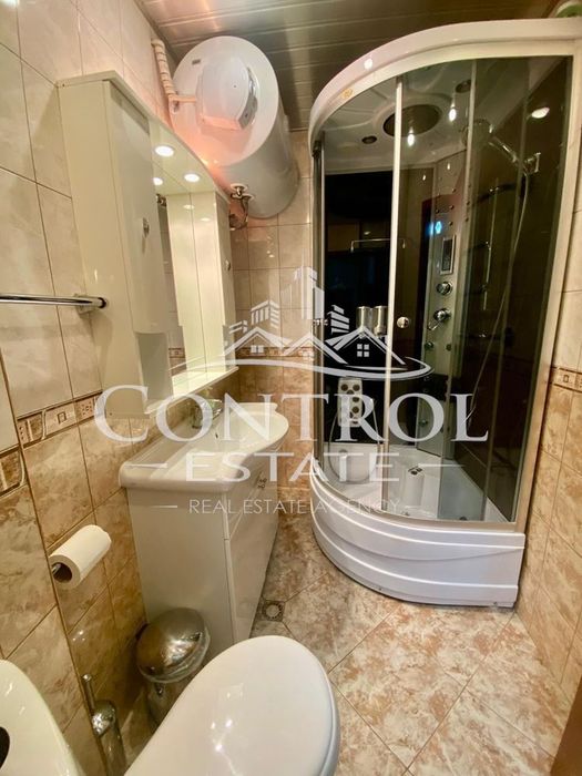 Продава се Тристаен апартамент в Велико Търново, Колю Фичето - 106 кв.м за 2038 €/кв.м - Снимка #10