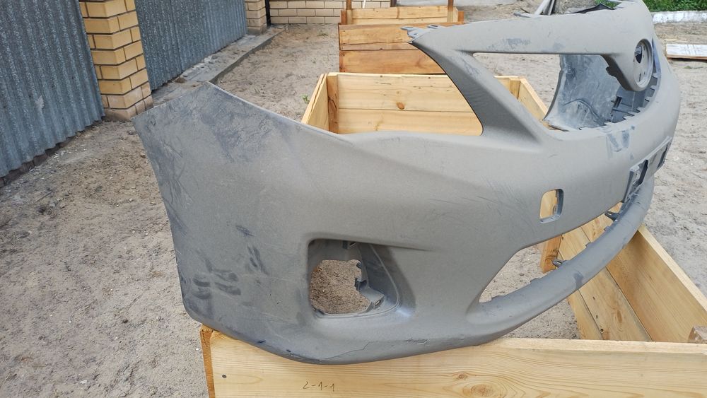 Бампер на Toyota corolla E150