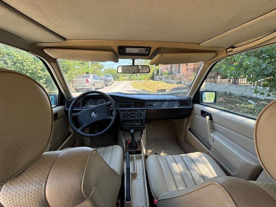 Mercedes 190 w201 classic retro 2,0 benzina piele beige jante rare rial fagure