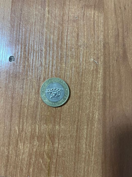 Монето биколорных