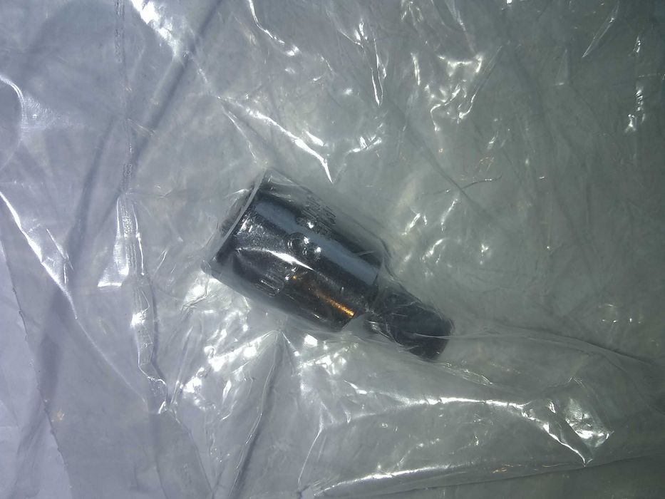 Квадратна вложка 8 мм за смяна на масло на Рено, Дачия, Нисан и др.