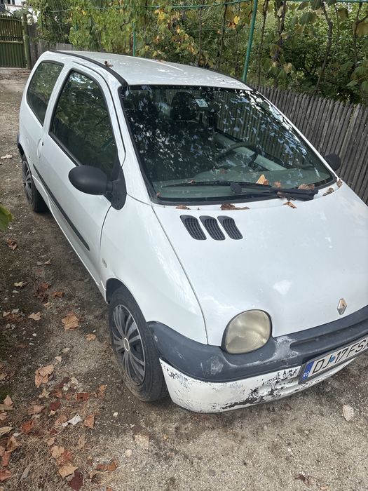 Renault twingo.