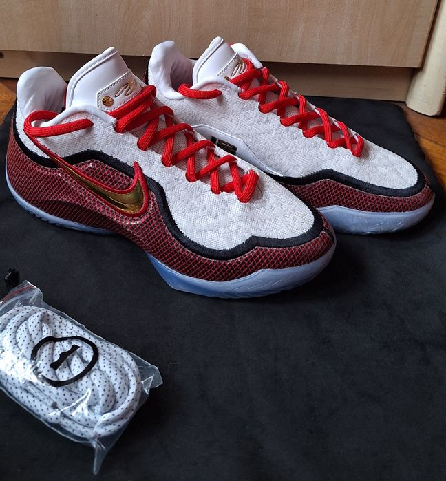 Nike LeBron XXIII
Продавам чисто нови Nike LeBroXIII. Не са носени. Номер 42. Цена 150€