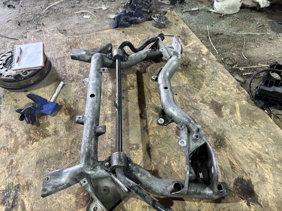 Mercedes w204 2.2 cdi 170кс ръчка Преден Мост