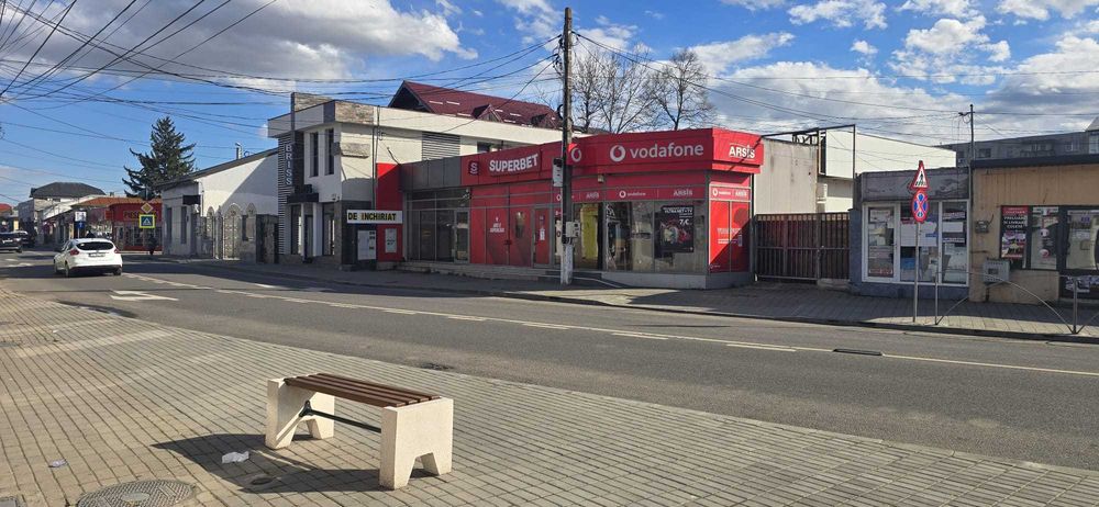 Inchiriez Spațiu comercial 35 mp in orasul Calarasi – Intersecția 5 Calarasi – zonă cu vad excelent