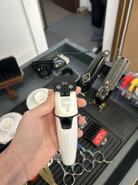 masina de contur jrl