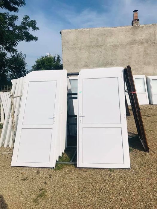 Usi termopan cu panel noi de la 850lei