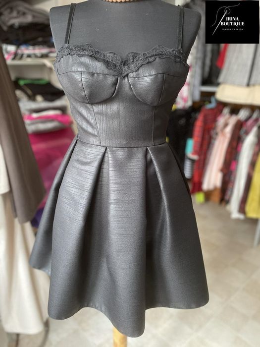 Дамски бутикови рокли