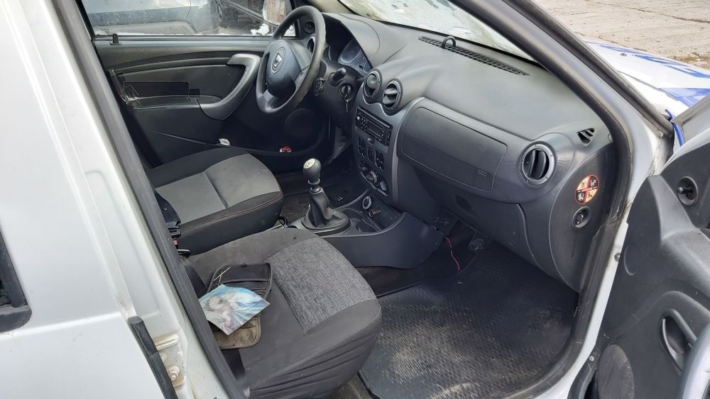 Dezmembrez/Piese Dacia Duster 1,5 DCI 110 cp euro 5