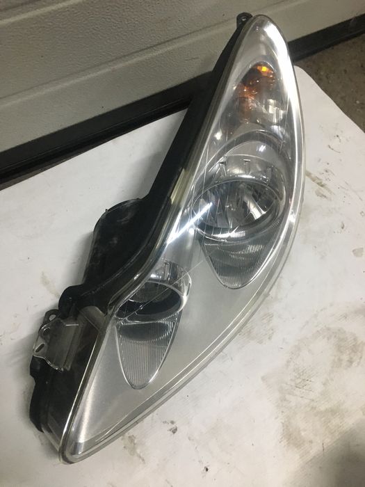 Far Stinga Opel Corsa D. 2006-2011. Volan stinga.