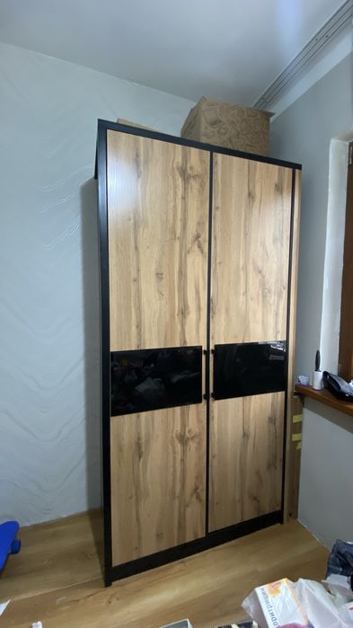 Срочно продам шкаф