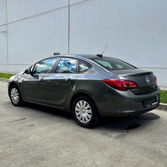 Opel Astra Opel Astra J Sedan 1.6 Benzina + GPL 2018 151.393 KM EURO 6