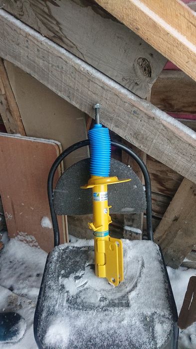 Продам стойку на х5 е53 правая