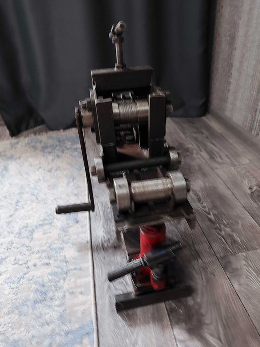 Трубогиб продам  срочно