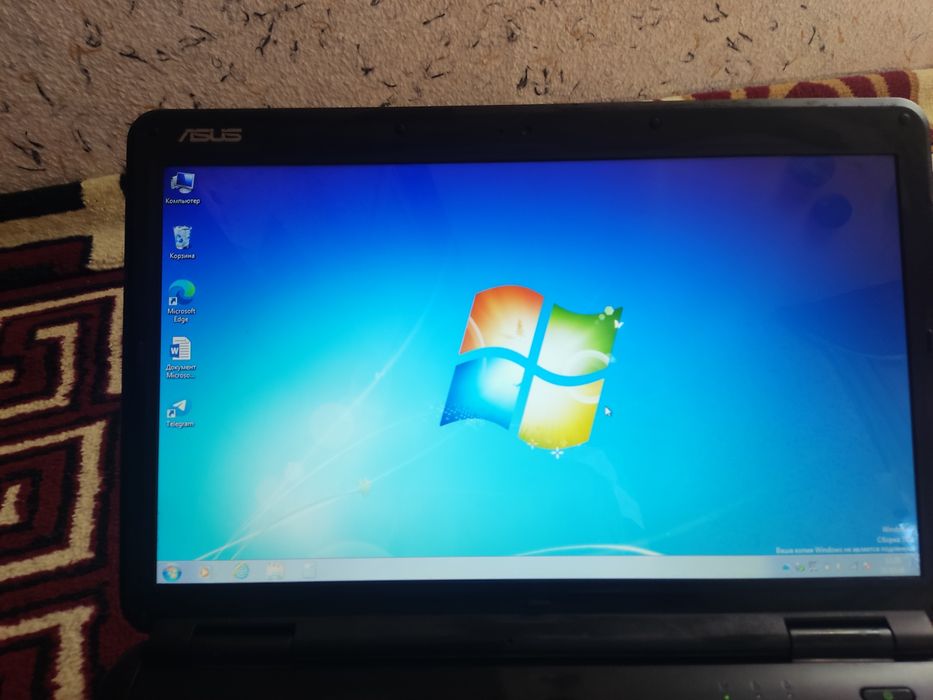 ASUS noutbuk sotiladi. Holati juda yaxshi, aybi yo‘q.
CPU: Intel D220