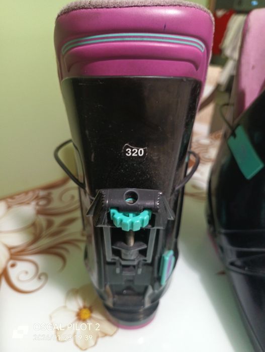 Clapari Salomon ( rosu) 25.5 , 39-40 /( negru )27,5 42-43