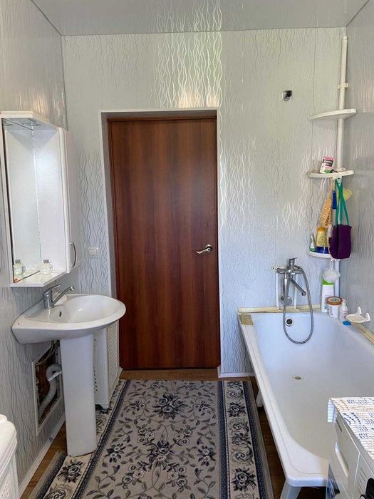 Продам 3 комн дом на ул. Маляров