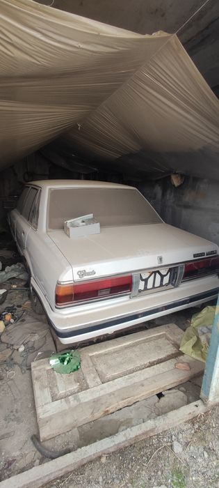 Tayota mark 2  на запчасти