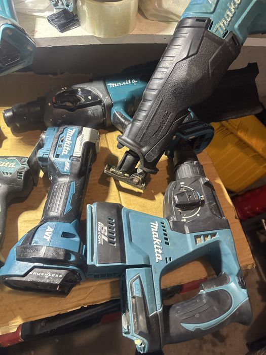 Scule Makita pe baterie