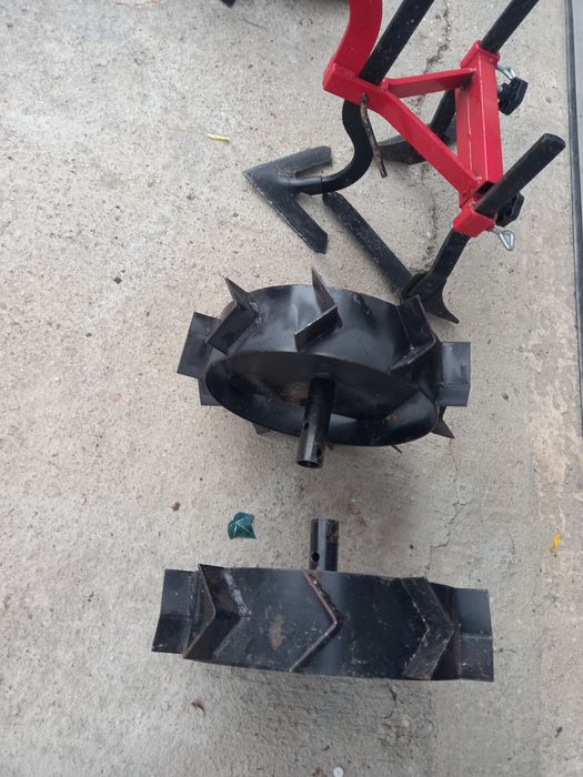 Accesorii și reductor motosapa