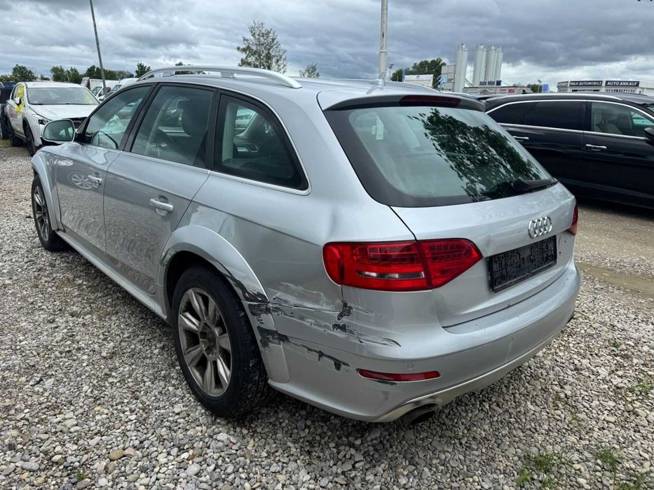 Audi A4 2.0TFSI 211 Quatrro Allroad LED НА ЧАСТИ