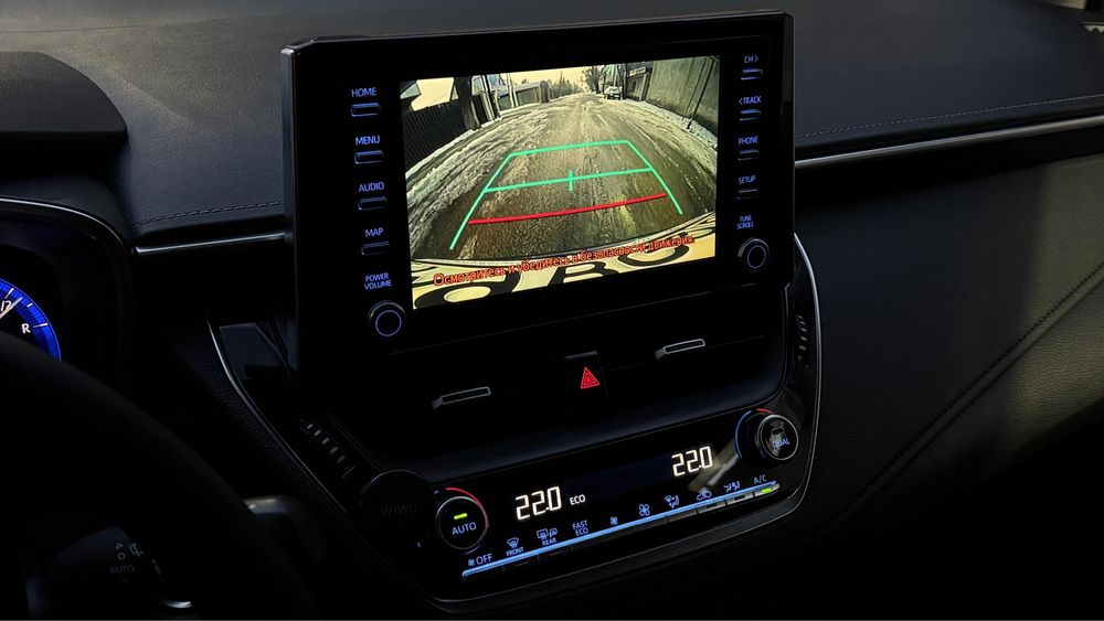 Продам Toyota corolla 2019 года выпуска