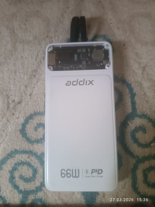 Карманная зарядка (power bank)