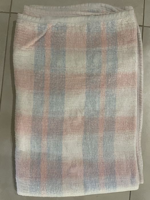 Протектори, пелени, хавлии, одеало за бебе