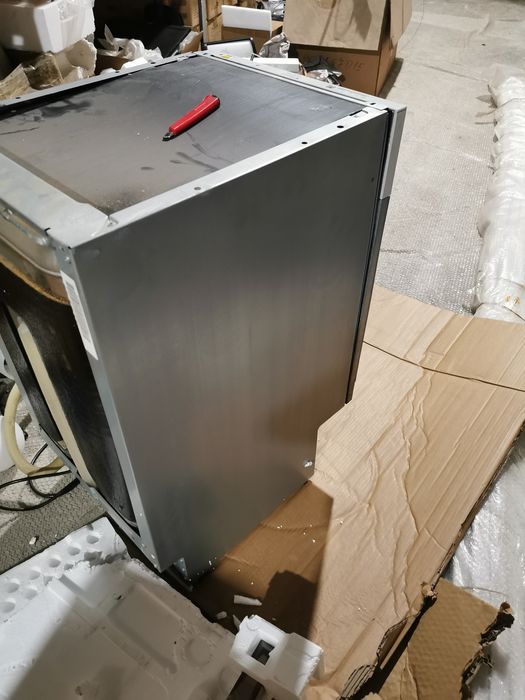 Продам посудомоечную машину