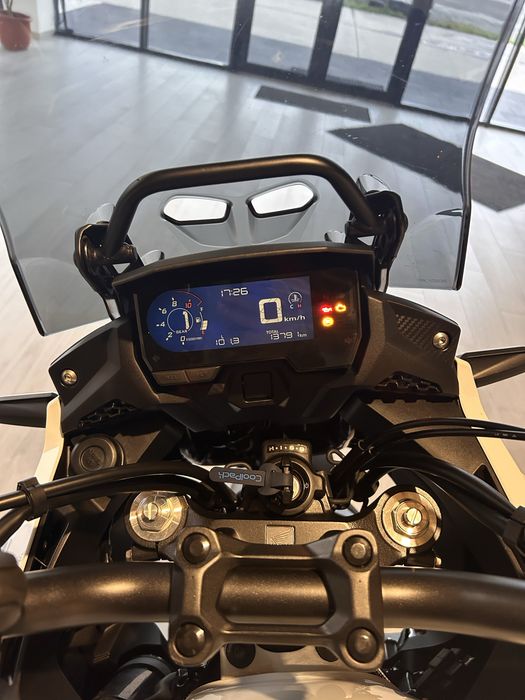 Motocicleta Honda CB500X