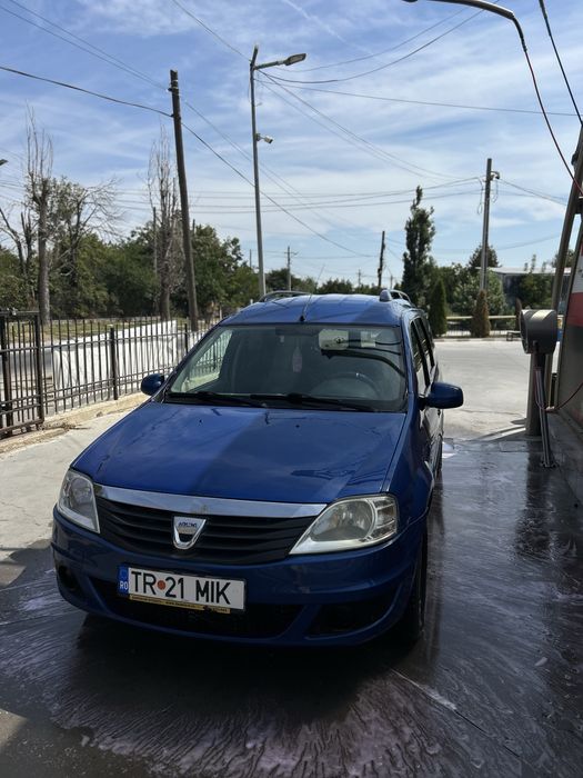 Vand logan 1.4 cu fiscal