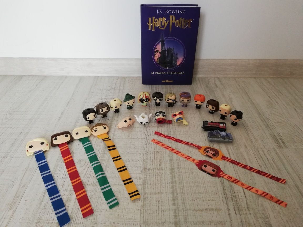Colecția completa Harry Potter kinder joy Suceava • OLX.ro