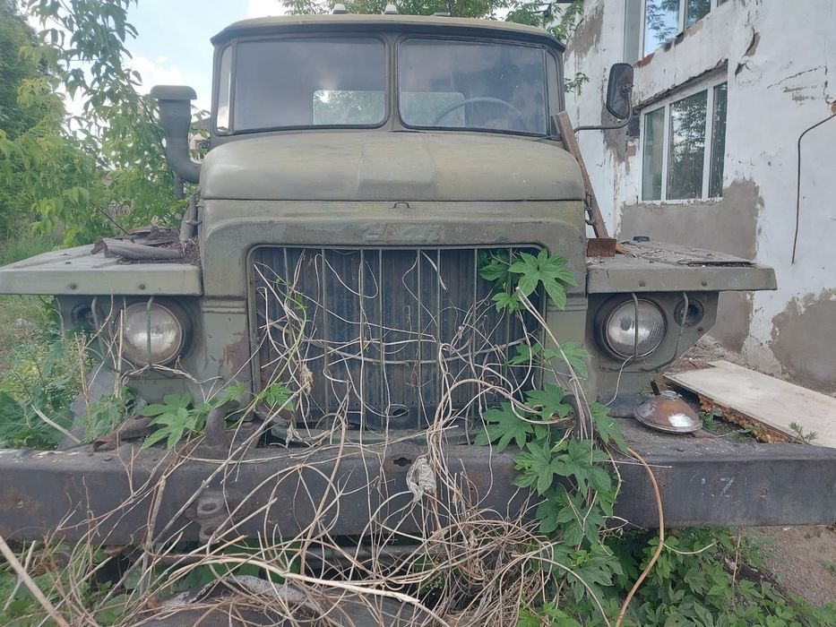 Продам Урал на запчасти