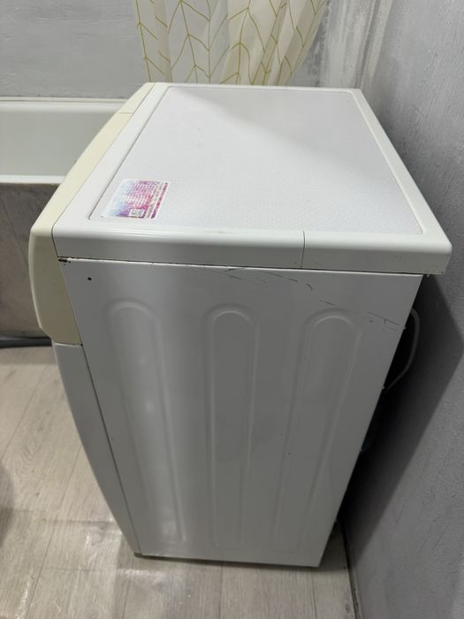 Продам стиральную машинку