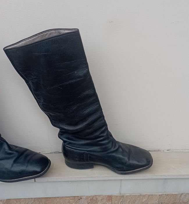 Продается сапоги антикварный