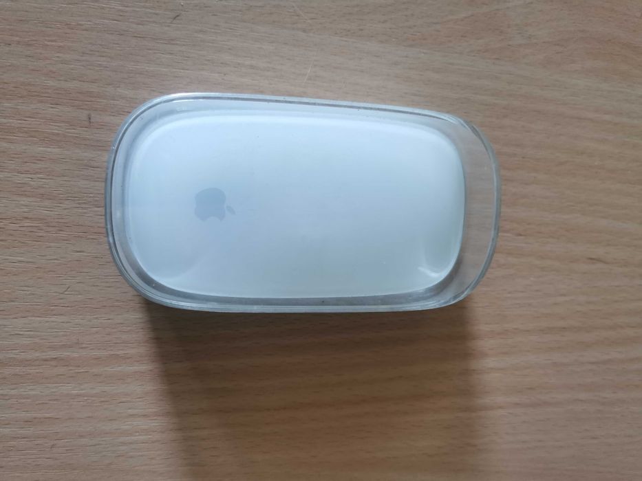 Apple Magic Mouse 1 -A1296  3Vdc + cutie si manuale de utilizare