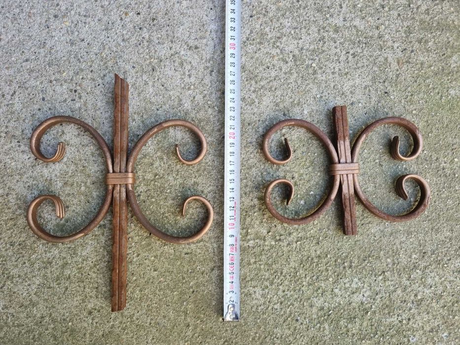 Vând elemente din fier forjat