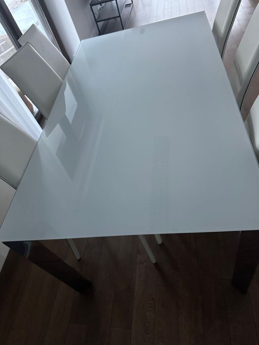 Masa de sticla extensibila