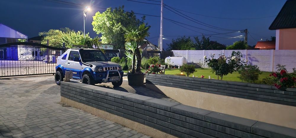 Suzuky jimny de vanzare sau schimb cu buggy can-am+diferenta din partea mea!!
