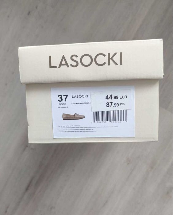 Дамски обувки Lasocki 37 номер НОВИ