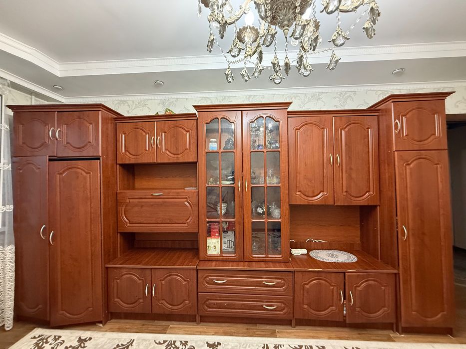 Шифоньер , Стенка для зала