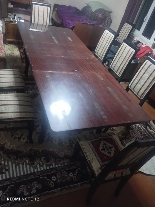 Срочно продается Стол - Стул  комплект.