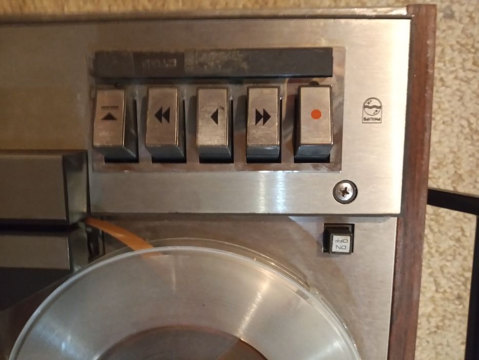 Magnetofon Philips 4307