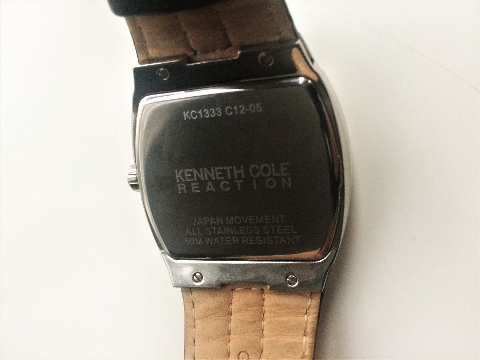 Часовник - Kenneth Cole Reaction