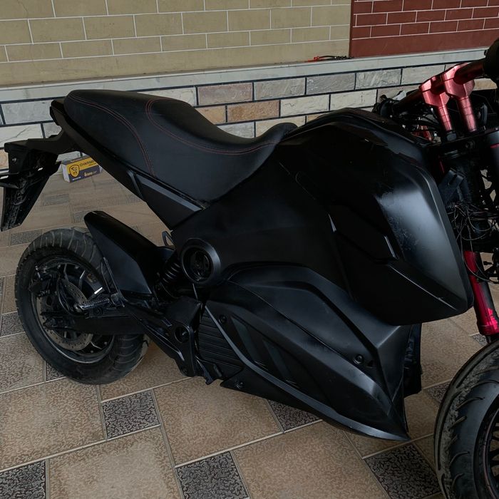 electro moto z6 barter iphone 16 pro bez prava
